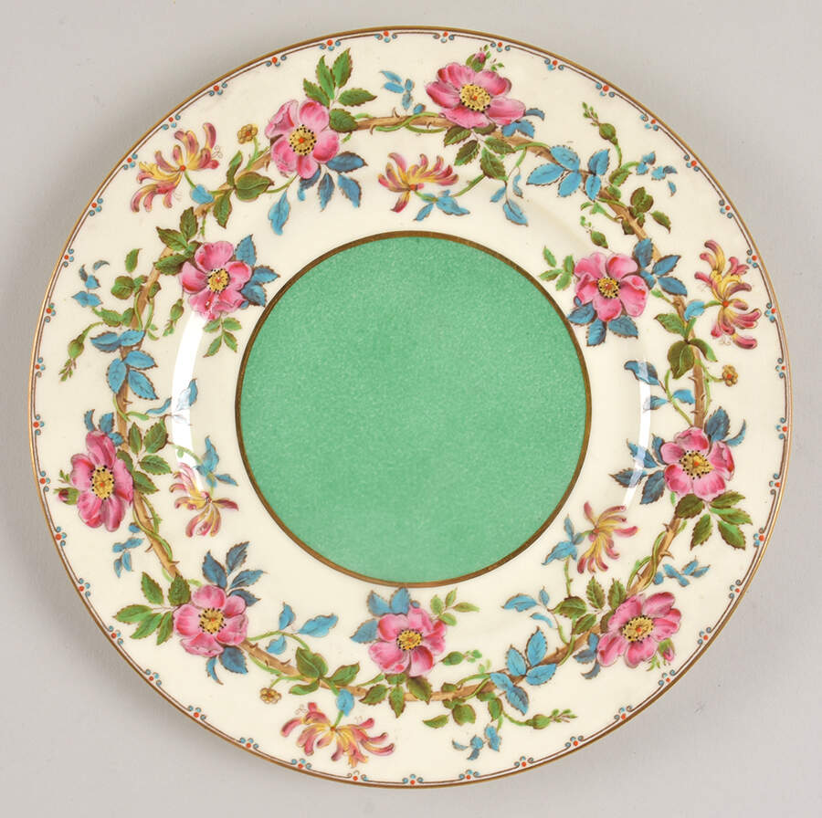 Woodbine Luncheon Plate by Wedgwood-1