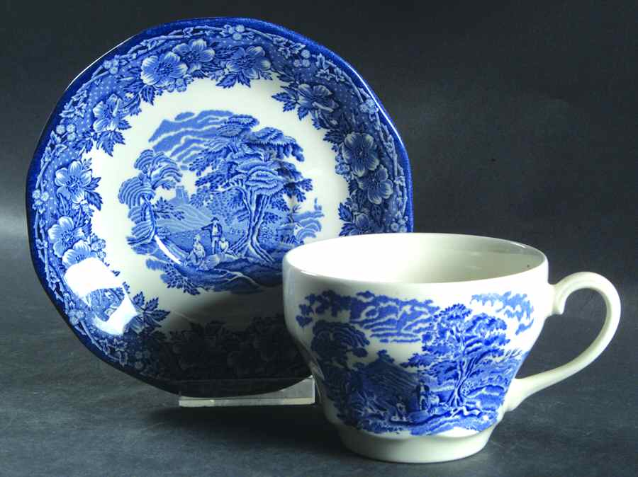 Woodland Breakfast Cup & Cream Soup Saucer Set by Wedgwood-1
