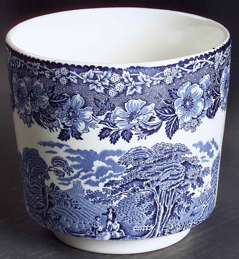 Woodland Small Cachepot by Wedgwood-1