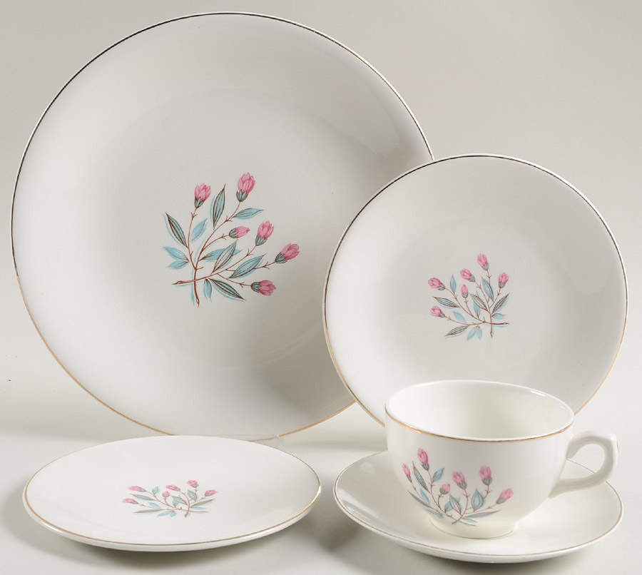 Pink Hope (Gold  Trim) 5 Piece Place Setting by Wedgwood-1