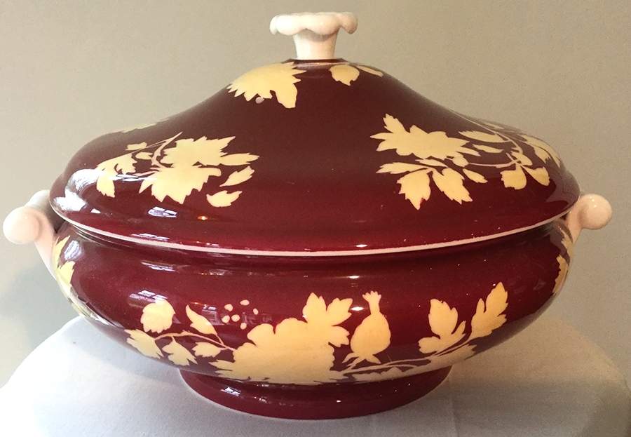 WW14 Round Covered Vegetable by Wedgwood-1