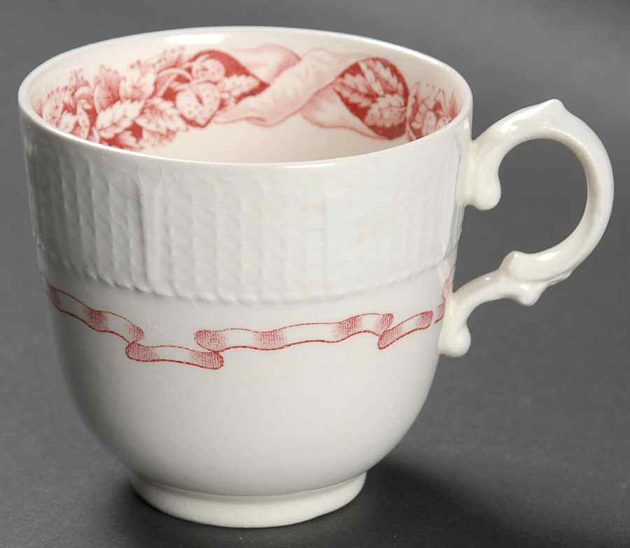WW2 Footed Demitasse Cup by Wedgwood-1