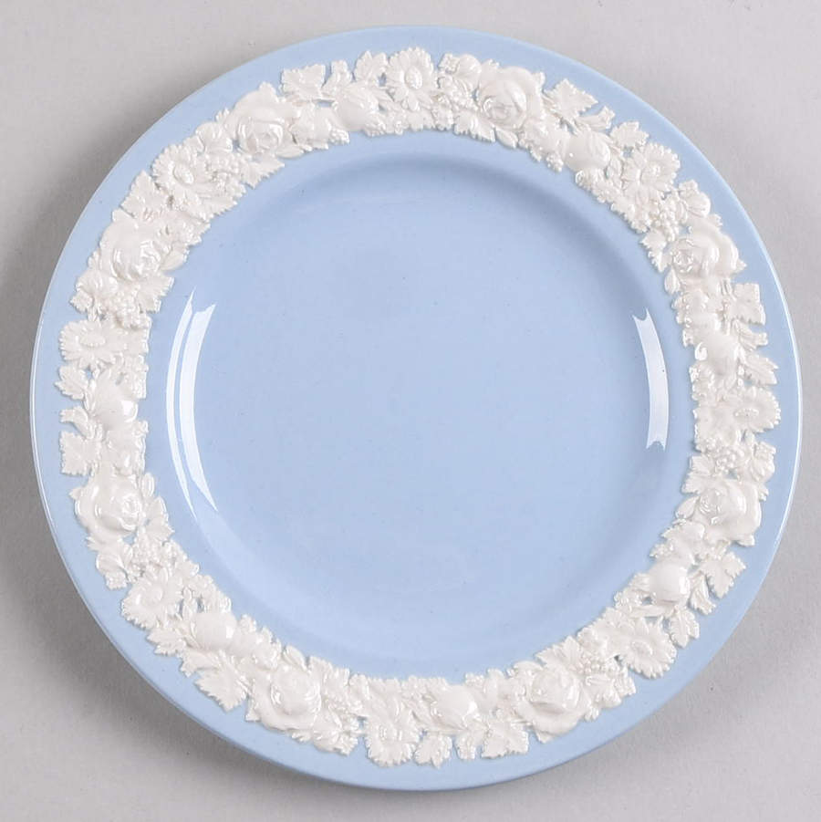 Rose (Cream Color on Lavender) Bread & Butter Plate by Wedgwood-1