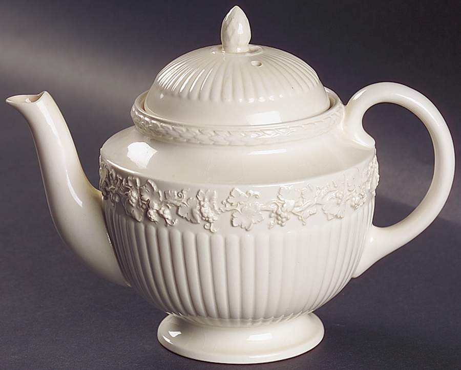 2804 (Edme, All Cream) Teapot & Lid by Wedgwood-1
