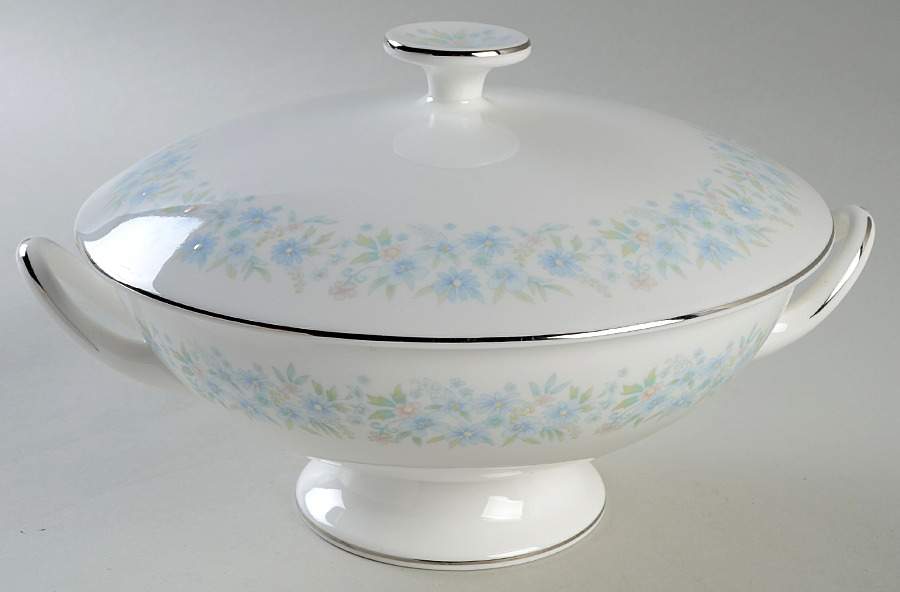 Wyndham Round Covered Vegetable by Wedgwood-1