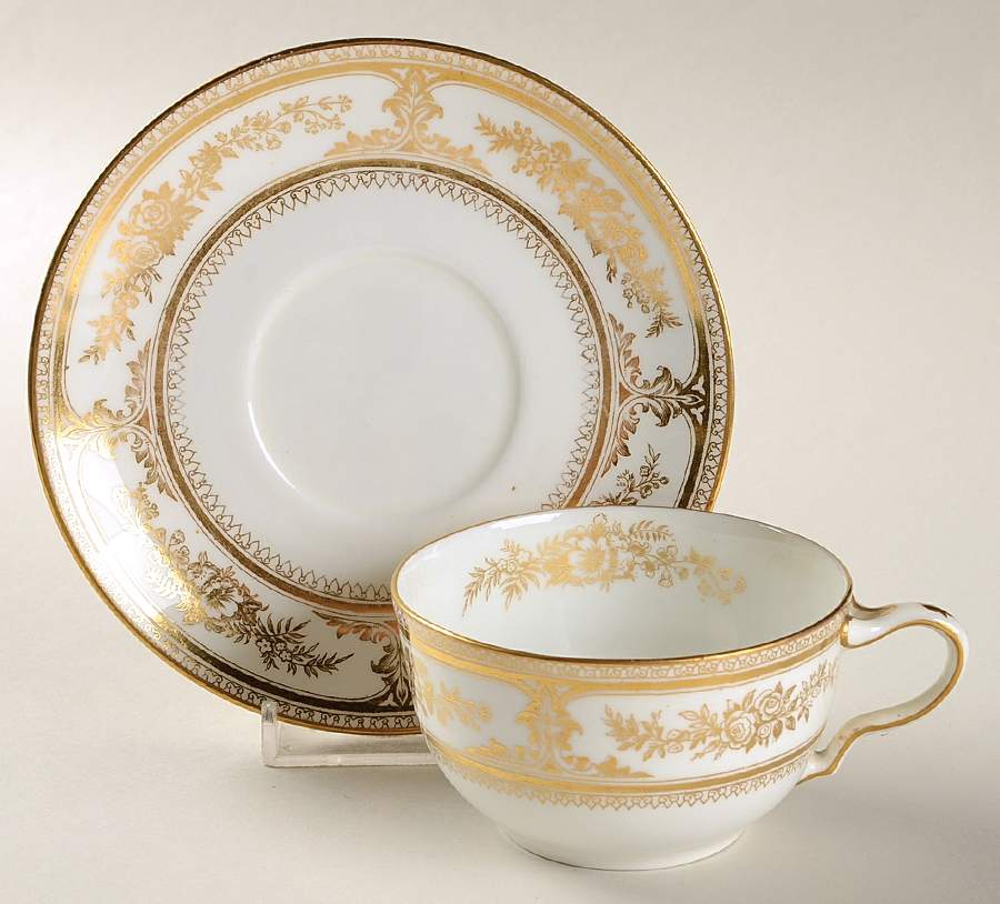 X2830 Flat Cup & Saucer Set by Wedgwood-1