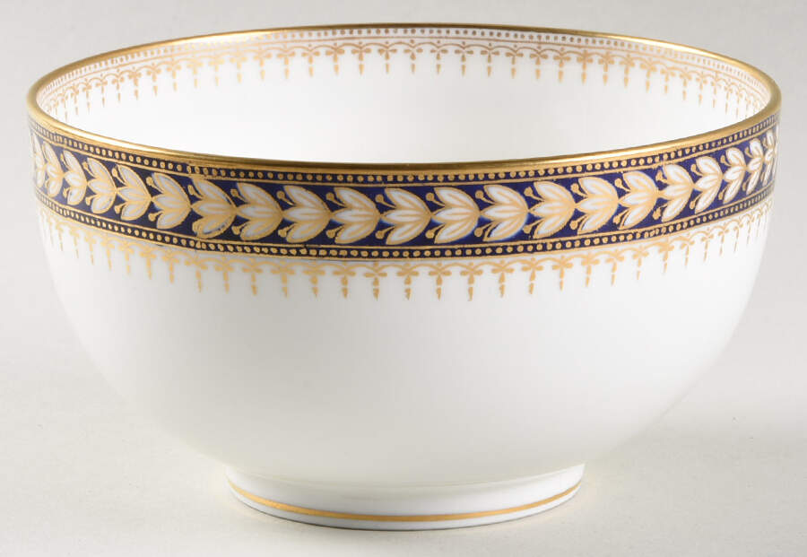 X7860 Cranberry Bowl by Wedgwood-1