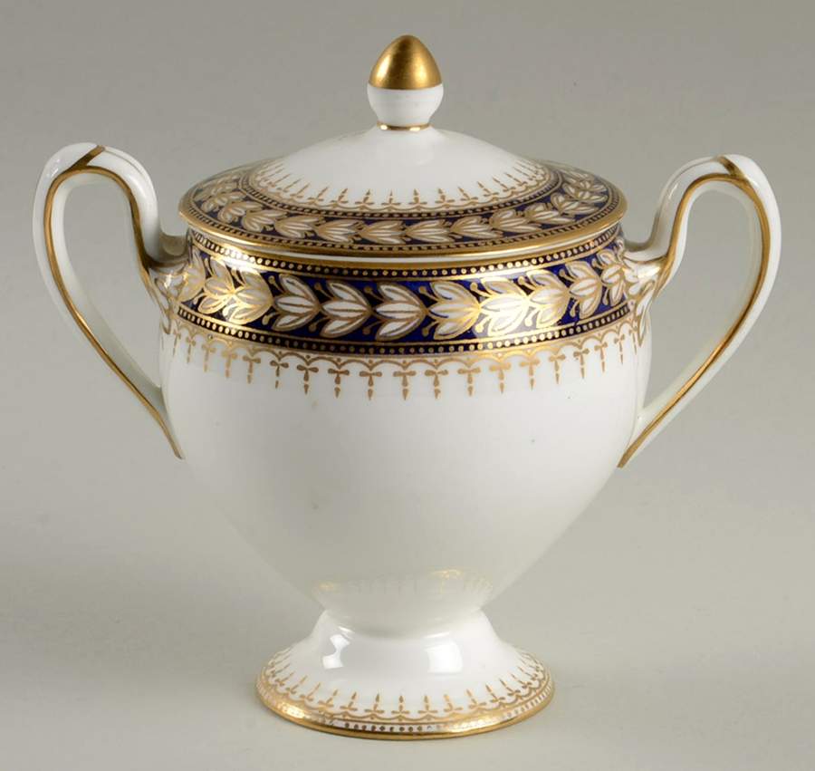 X7860 Sugar Bowl & Lid by Wedgwood-1