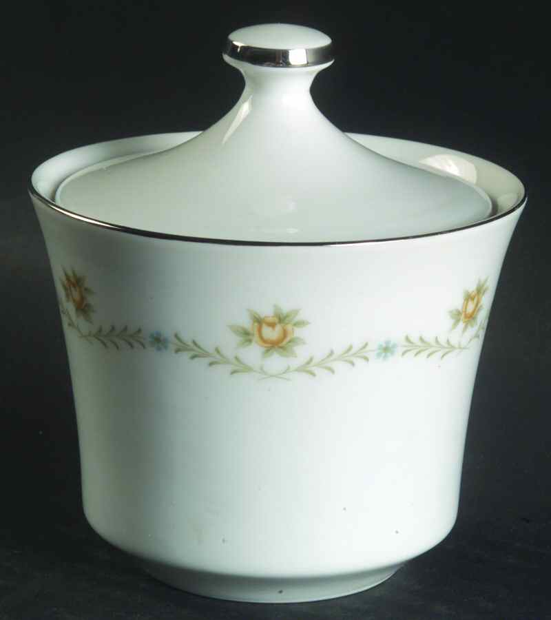 Buttercup Sugar Bowl & Lid by Wyndham-1
