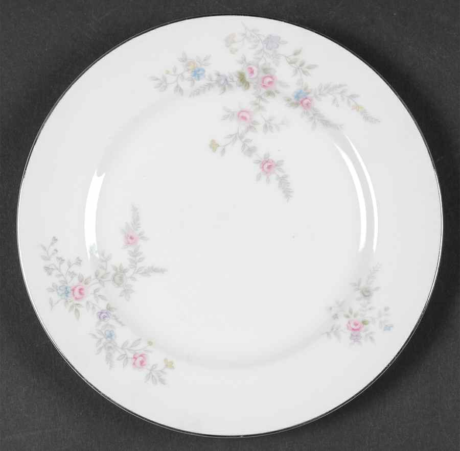Cambric Bread & Butter Plate by Wyndham-1