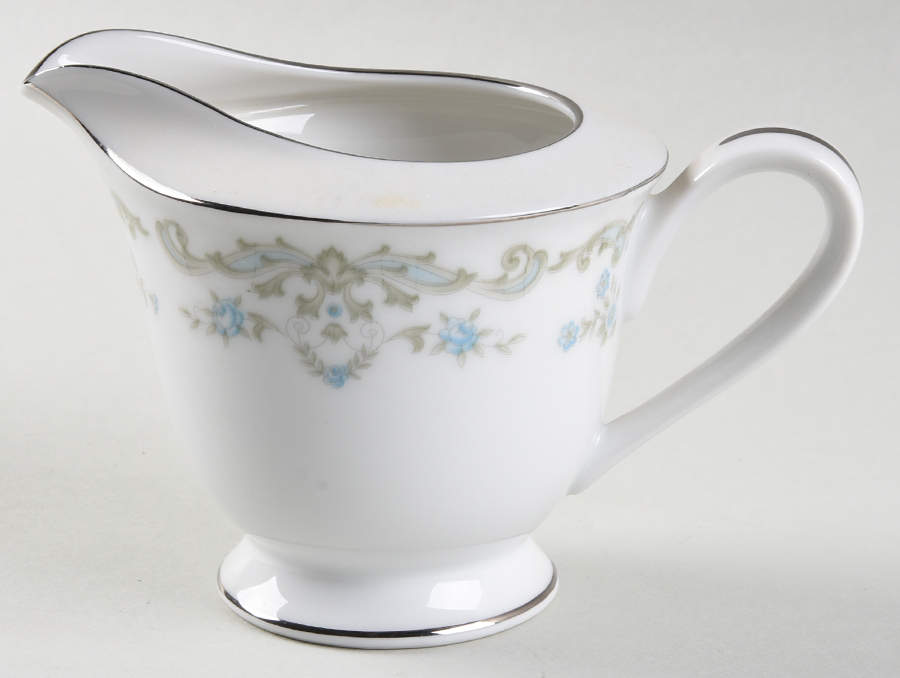 Concord Creamer by Wyndham-1
