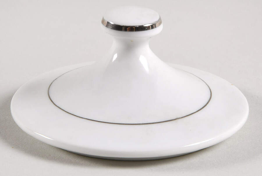 Fauna Lid for Sugar Bowl by Wyndham-1