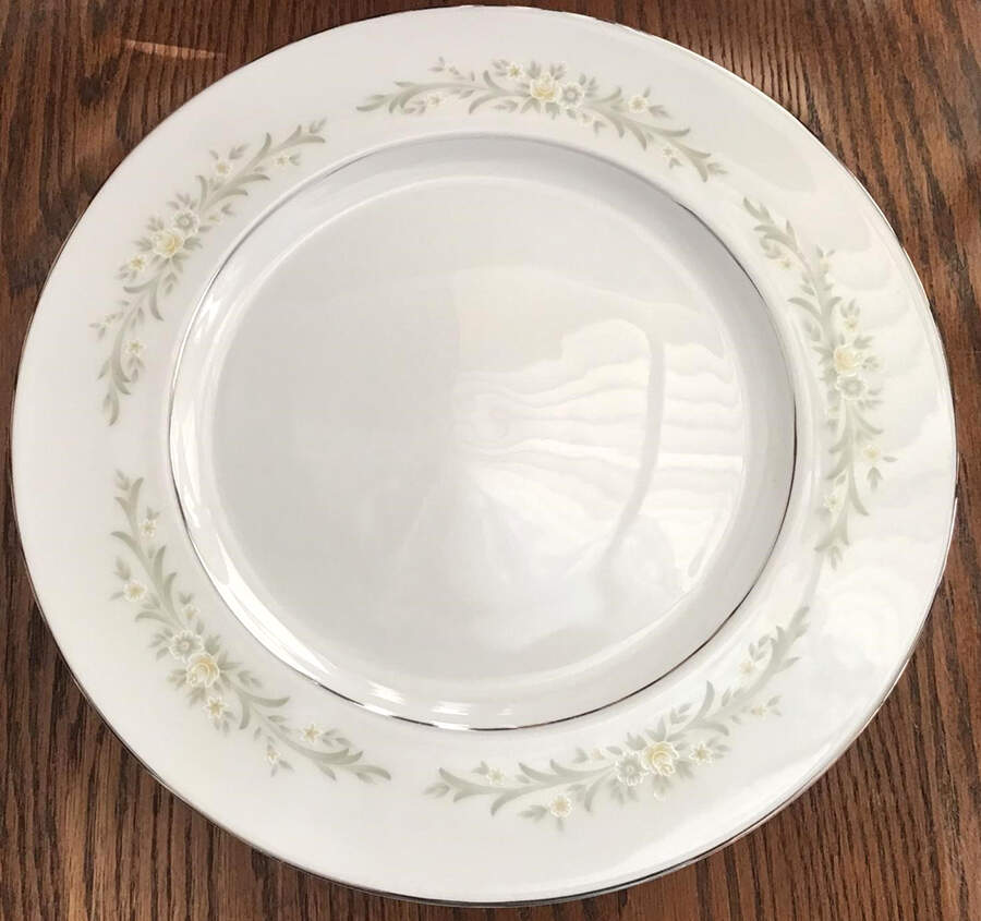 Fontana Dinner Plate by Wyndham-1