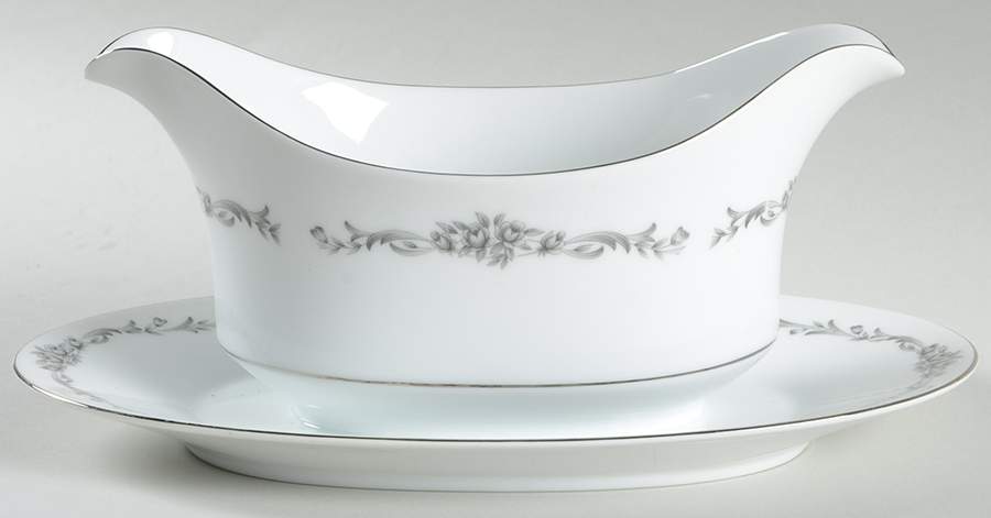 Harmony Gravy Boat with Attached Underplate by Wyndham-1