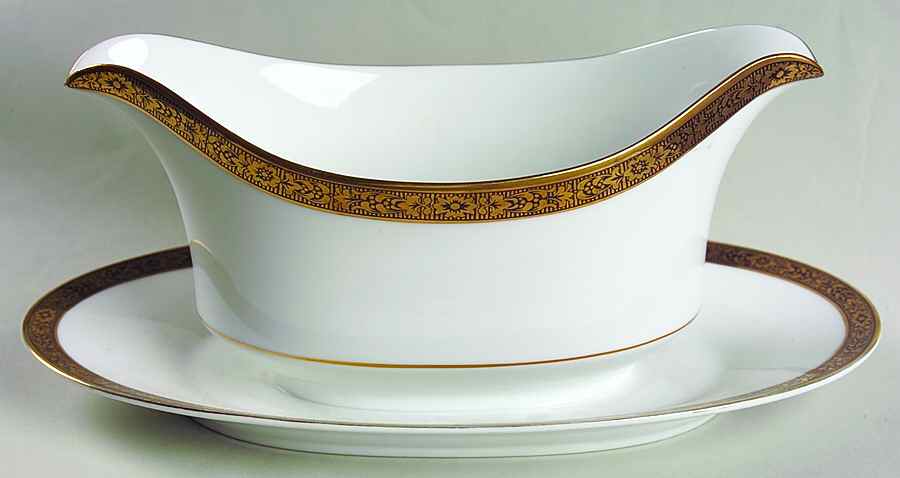 Jefferson Gravy Boat with Attached Underplate by Wyndham-1