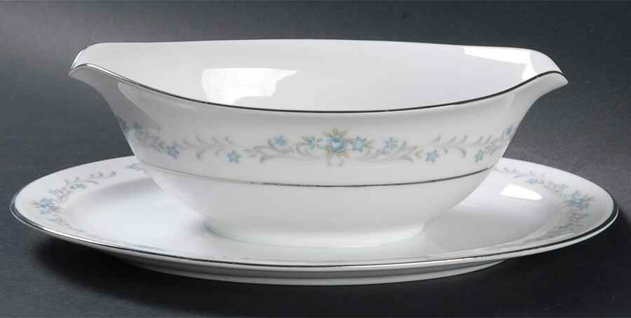 Melody Gravy Boat with Attached Underplate by Wyndham-1