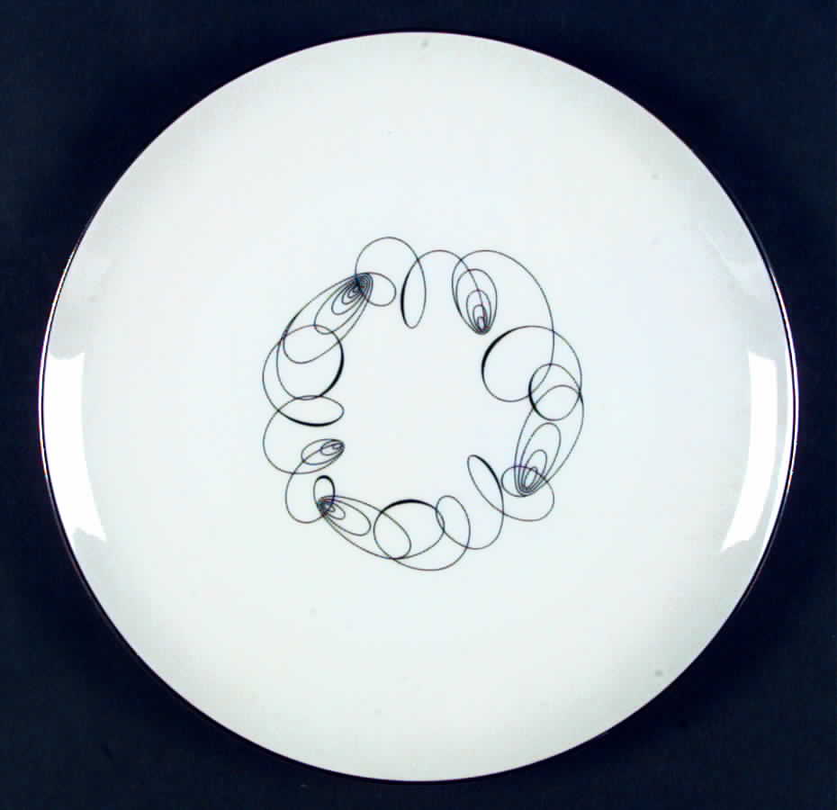 Moderne Dinner Plate by Wyndham-1