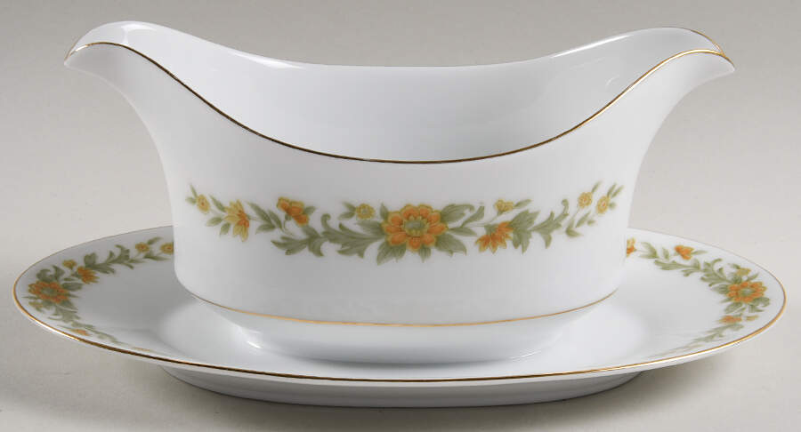 Pandora Gravy Boat with Attached Underplate by Wyndham-1