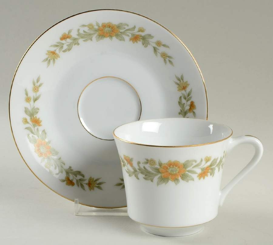 Pandora Flat Cup & Saucer Set by Wyndham-1