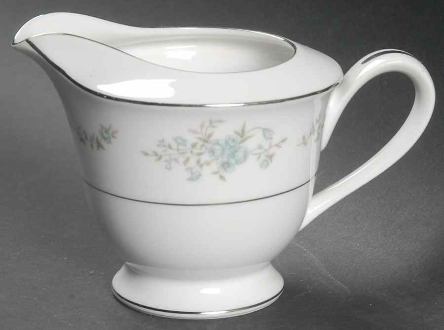 Stamford Creamer by Wyndham-1