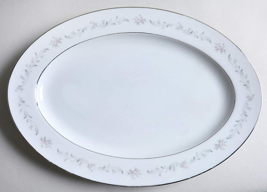 Tara 14" Oval Serving Platter by Wyndham-1