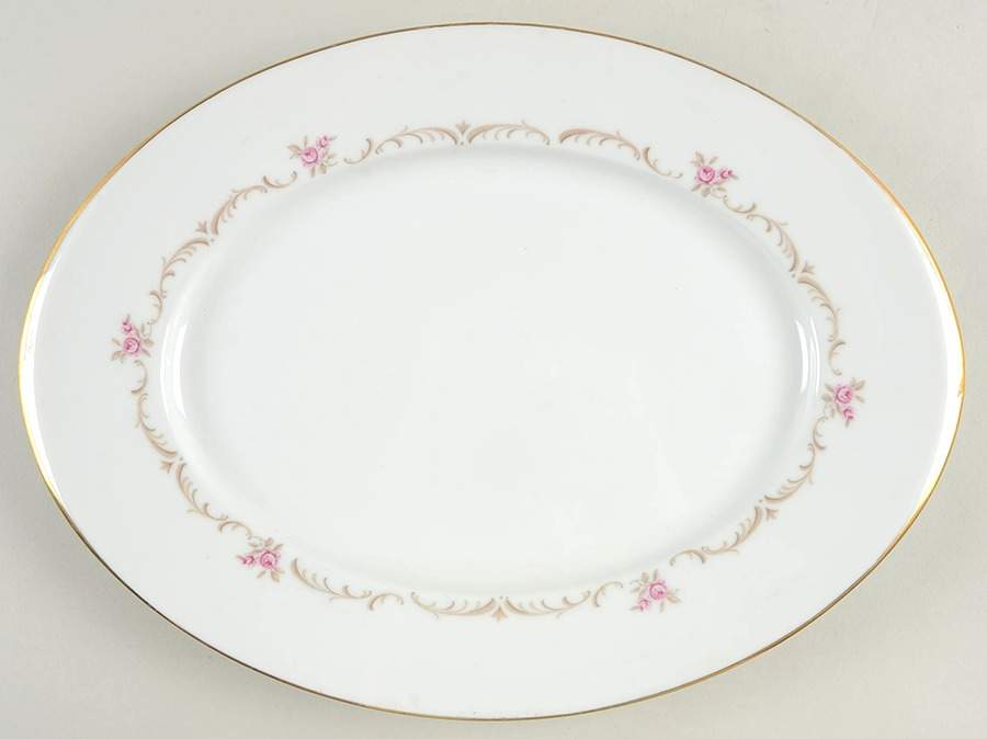 Tudor 14" Oval Serving Platter by Wyndham-1
