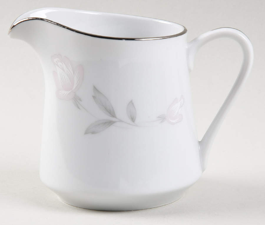 Twosome Creamer by Wyndham-1