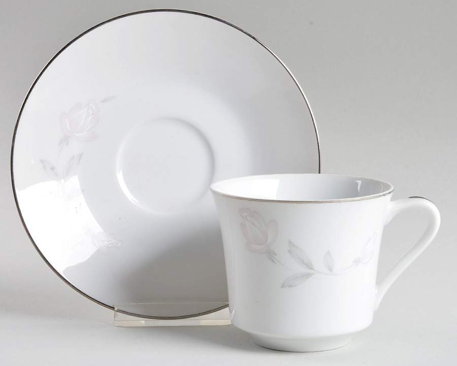 Twosome Flat Cup & Saucer Set by Wyndham-1