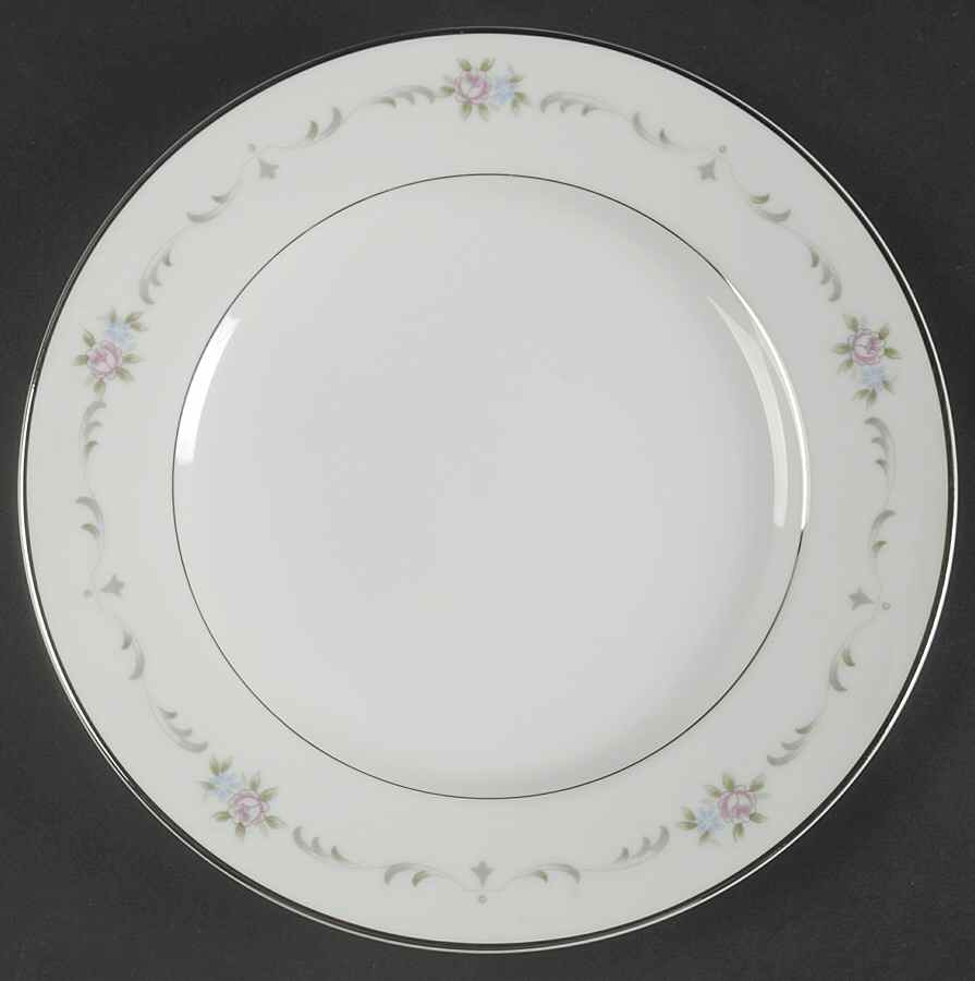 Valencia Salad Plate by Wyndham-1