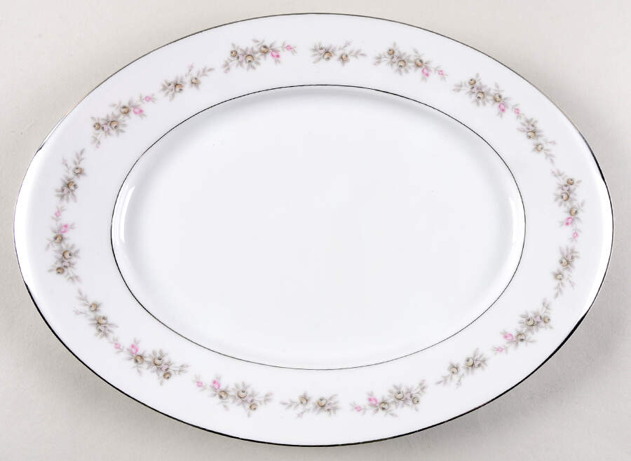 Wilton 14" Oval Serving Platter by Wyndham-1