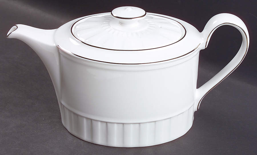 Colosseum Platinum Teapot & Lid by Wedgwood-1