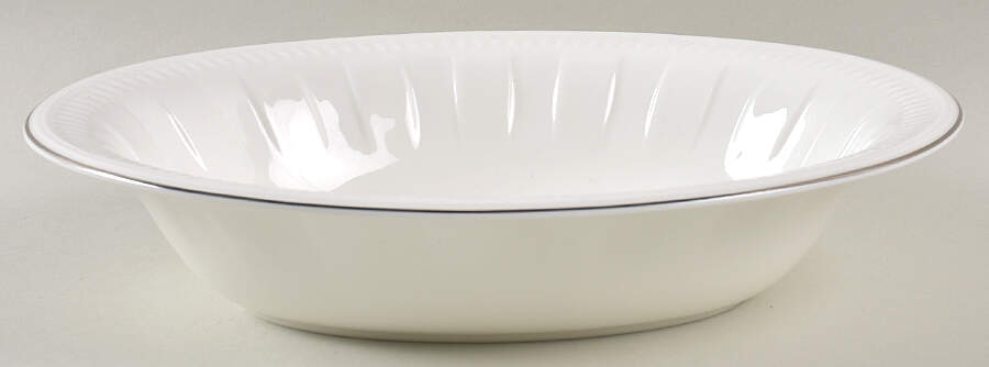 Colosseum Platinum 9" Oval Vegetable Bowl by Wedgwood-1
