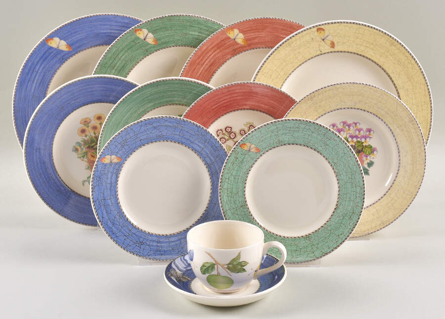 Sarah's Garden 40  Piece Estate Set by Wedgwood-1