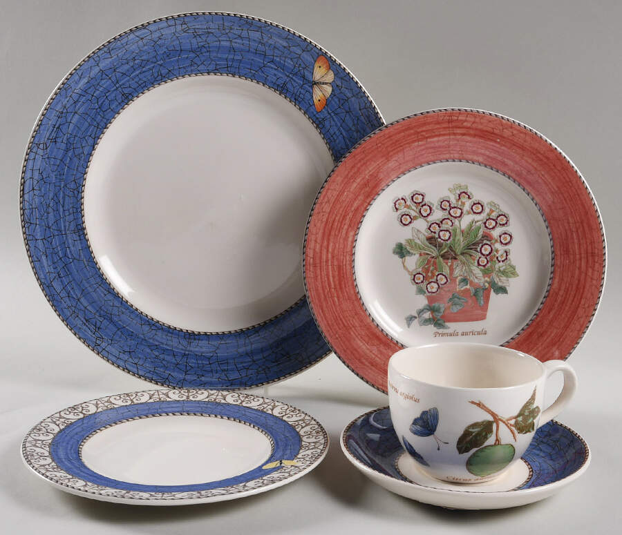 Sarah's Garden 40  Piece Estate Set by Wedgwood-1