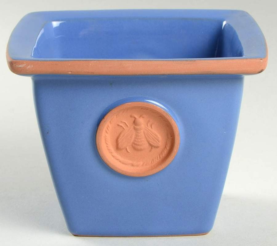 Sarah's Garden Square Planter by Wedgwood-1