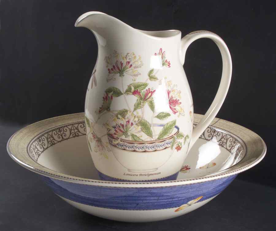 Sarah's Garden Halo Jug & Basin by Wedgwood-1