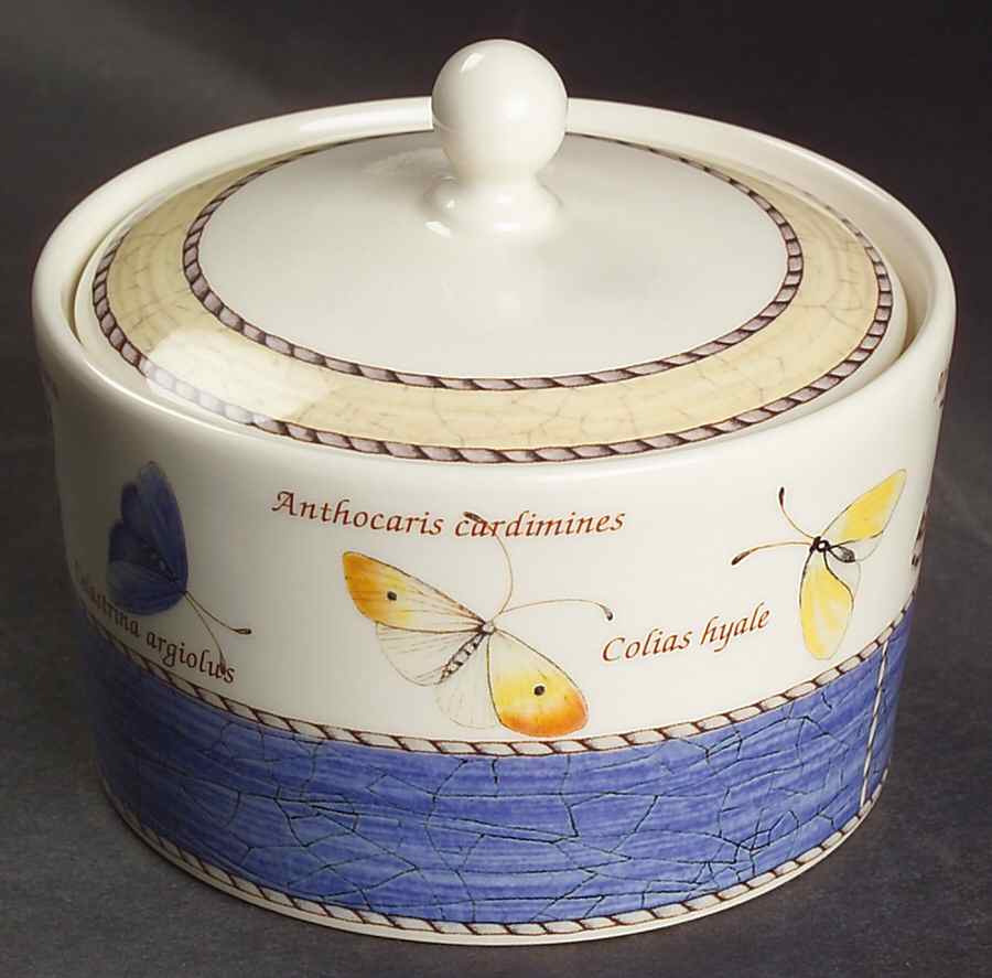 Sarah's Garden Sugar Bowl & Lid by Wedgwood-1