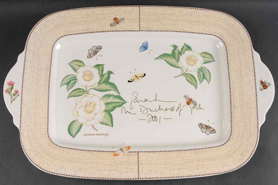Sarah's Garden 2001 Sign Special Edition 19" Rectangular Platter by Wedgwood-1
