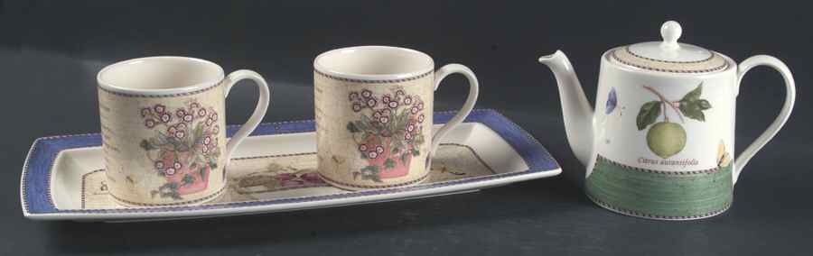 Sarah's Garden (5 Pc) Tea & Tray by Wedgwood-1