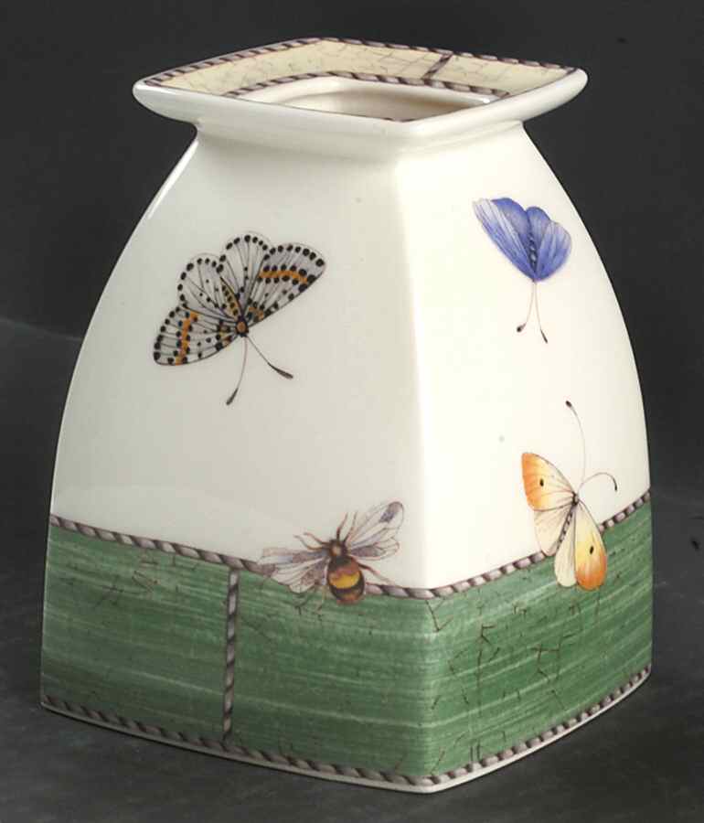 Sarah's Garden 4" Square Vase by Wedgwood-1