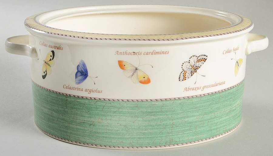 Sarah's Garden Oval Tureen No Lid by Wedgwood-1