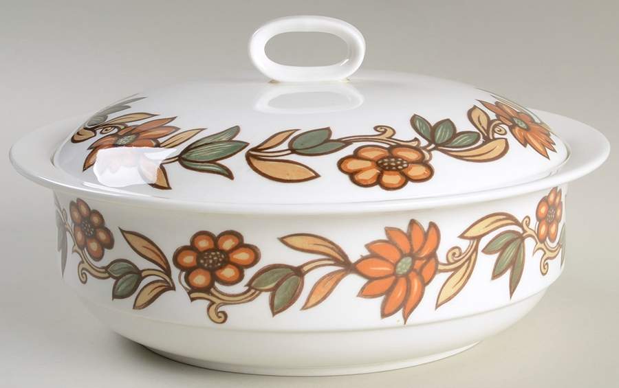 Art Nouveau Round Covered Vegetable by Wedgwood-1