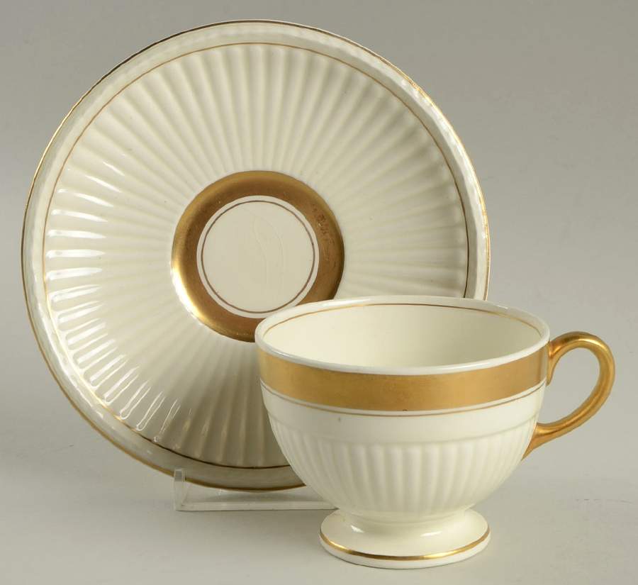 WW97 Footed Cup & Saucer Set by Wedgwood-1