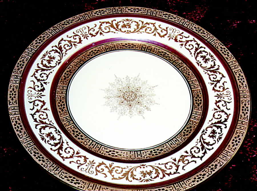 WAU1 Dinner Plate by Warrin (USA)-1