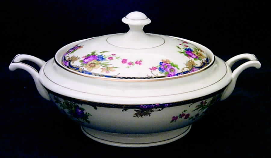 C9397 Round Covered Vegetable by Warwick-1