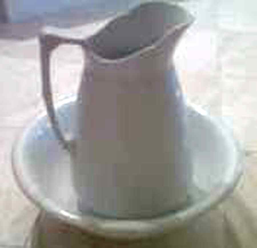 WW107 Large Pitcher & Bowl Set by Wedgwood-1
