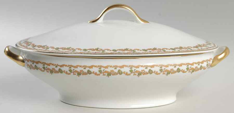 09071 Oval Covered Vegetable by Warwick-1