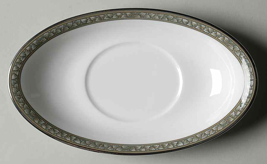 Laurel Underplate for Gravy Boat by Waterford China-1