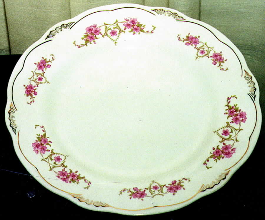 WOO23 Dinner Plate by Wood & Sons-1