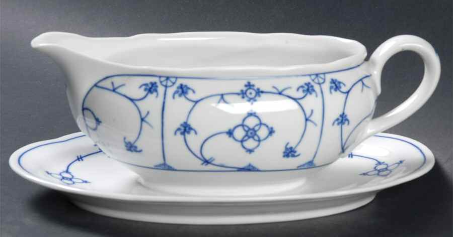 WIG270 (Smooth, Flared Rim) Gravy Boat with Attached Underplate by Winterling - Bavaria-1